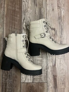 Guess Cream Lace-Up Block Heel Combat Boots with Black Lug Sole